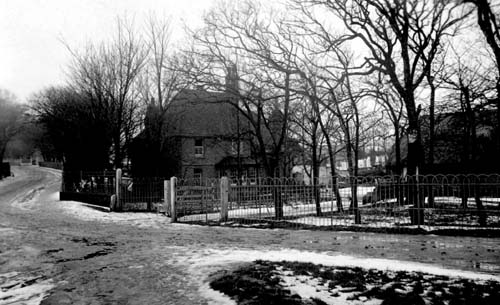 East End Farm in snow 1912